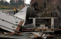 #ÚltimaHora: cae tráiler de un desnivel en la Lerma-La Marquesa