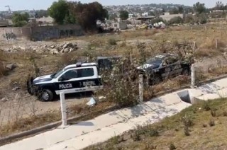 Vecinos alertaron sobre un bulto sospechoso a un costado del Circuito Exterior Mexiquense (CEM), en las inmediaciones de San Pablo de las Salinas.
