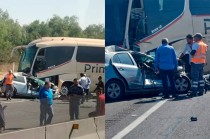 Debido al impacto, los pasajeros del autobús tuvieron que salir por las salidas de emergencia, ya que la puerta de acceso quedó trabada.