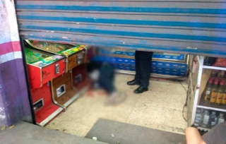 Tras persecución asesinan a uno en tienda, en Ecatepec