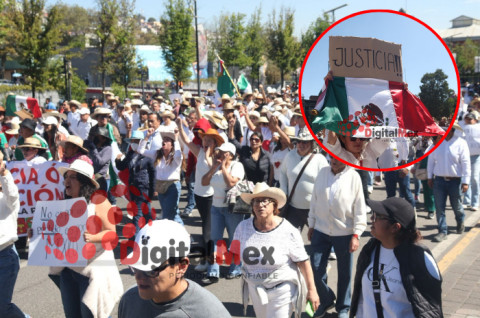 Manifestantes recorren las principales avenidas de Toluca durante la marcha de la Generación Z