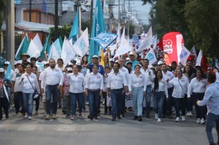 Explicó que de su de equipo de campaña no esta pidiendo ni ofreciendo nada a cambio del voto