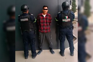 Rafael “N”, de 33 años, fue detenido en Tlalnepantla por su probable implicación en los delitos de portación de arma de fuego y ataque peligroso.