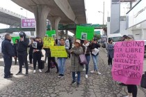 Los manifestantes se concentran a la altura del Palacio municipal de Naucalpan, en los carriles laterales de Periférico Norte.