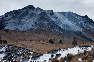 El acceso al volcán permanece cerrado de forma indefinida desde el 10 de agosto de 2025