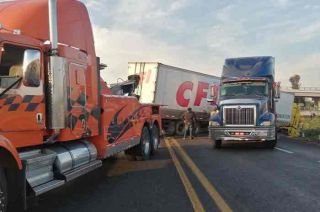 El incidente sucedió en la madrugada, a la altura del Barrio de Guadalupe, en San Mateo Atenco.