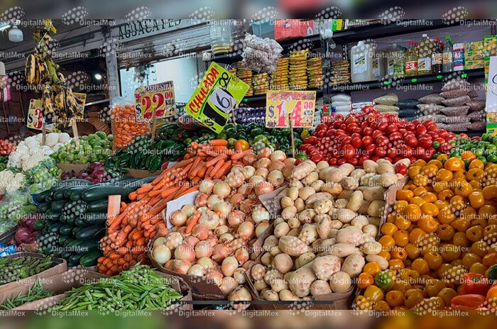 La cebolla alcanza hasta 40 pesos por kilogramo y el chile serrano llega a 50 pesos en establecimientos del Valle de Toluca durante agosto.