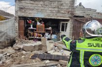 El colapso de una barda durante trabajos de demolición movilizó a cuerpos de emergencia en la delegación San Pablo Autopan.