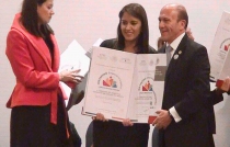 Recibe Codhem distintivo de empresa incluyente