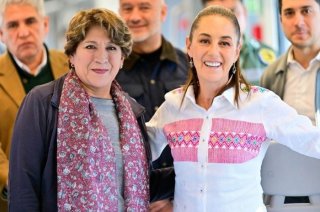 Claudia Sheinbaum y Delfina Gómez, previo al mensaje que la presidenta ofrecerá este viernes en Toluca con motivo de su Segundo Informe de Gobierno.