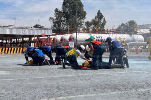 Macro simulacro por emergencias químicas en la planta de Gas Imperial, en Toluca.