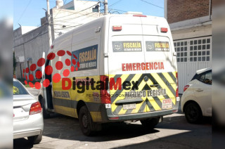 Personal de la Fiscalía Mexiquense acudió al sitio donde levó a cabo las diligencias correspondientes y el levantamiento del cuerpo.