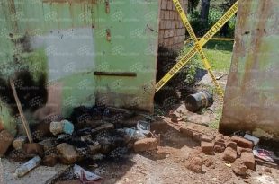 Autoridades acudieron a una construcción abandonada en Almoloya de Juárez, donde fue localizada sin vida una niña de aproximadamente 3 años de edad.