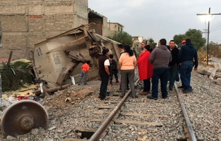 Impiden retiro de vagón de tren hasta indemnización