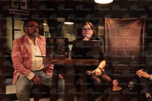 Arnulfo Valdivia Machuca presentó en Toluca El arte de las relaciones estratégicas, obra que cuestiona las relaciones públicas tradicionales.