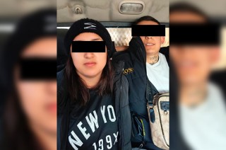 Los detenidos, identificados como Emmanuel "N" y Monserrat "N", fueron informados de sus derechos y trasladados de inmediato a la Fiscalía General de Justicia