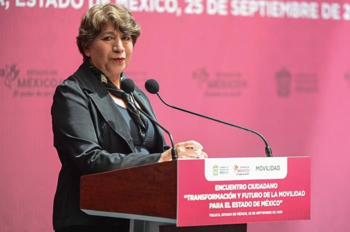 La gobernadora Delfina Gómez encabezó el encuentro ciudadano sobre movilidad en el Estado de México.