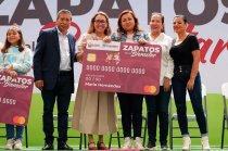 Madres y padres recibirán 400 pesos por cada estudiante de primaria pública