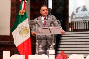 Ricardo Moreno Bastida, presidente municipal de Toluca, informó que el Plan Hídrico del municipio entrará en una nueva etapa con la construcción de pozos de absorción, circuitos hidrométricos inteligentes y obras para fortalecer el abastecimiento de agua potable.