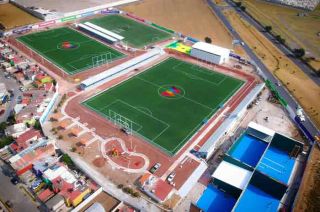 La deportiva abrirá sus puertas con un espectáculo de box y torneos de futbol y frontón.