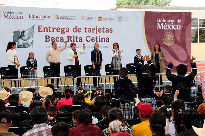 Video: Entregan beca “Rita Cetina” en Lerma; 2 mil 500 pesos para estudiantes de primaria