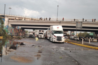 Cableado caído en la autopista México-Querétaro, Tepotzotlán