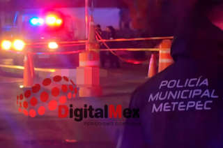 El conductor de la camioneta fue detenido mientras la Fiscalía del Estado de México inició las investigaciones.