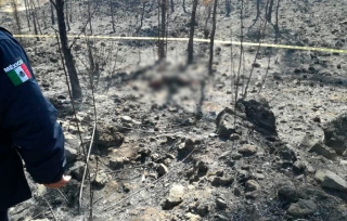 Ejecutan y calcinan a persona en un cerro de Chalco