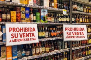 El gobierno de Toluca reforzará la vigilancia en establecimientos cercanos a escuelas para evitar la venta o suministro de bebidas alcohólicas a menores de edad.