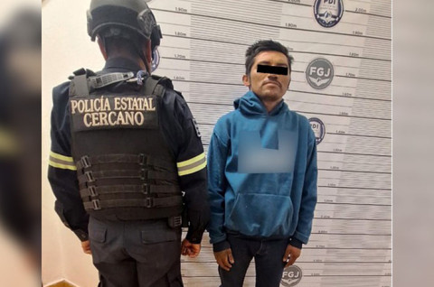 Edgar “N”, de 35 años, fue puesto a disposición del Centro de Justicia con 15 bolsas de cristal aseguradas para determinar su situación legal.