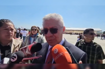 Cristóbal Castañeda Camarillo, secretario de Seguridad del Estado de México, informó sobre el reforzamiento de operativos y filtros preventivos en los límites de la entidad.