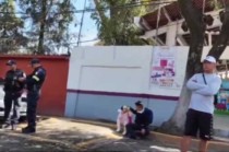 #Video: Desalojan dos escuelas en #Naucalpan por fuga de gas en Smart Fit