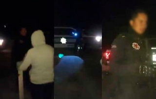 #Video: Pobladores retienen a policías y patrullas por golpear a jóvenes y mujeres en #TenangoDelValle, acusan