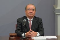 El coordinador parlamentario de Morena dijo que estará en juego la consolidación de dos procesos de gobierno.