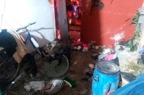 Una explosión registrada durante la madrugada causó daños en tres viviendas de Los Héroes, Tecámac.