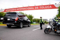 Video: Despliegan 72 policías en aeropuerto de Toluca por la justa futbolera
