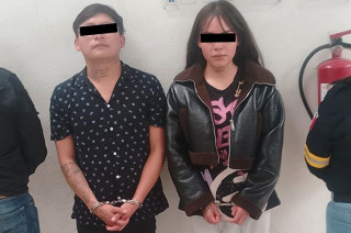Viajaban en una Italika Forza y mostraron actitud evasiva al ver a los policías. 