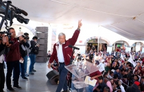 No habrá gasolinazos, ni nuevos impuestos ni aumentos a los existentes: AMLO