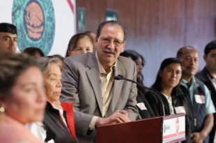 Reginaldo Sandoval expresó el respaldo del PT a Trinidad Franco durante una conferencia de prensa.