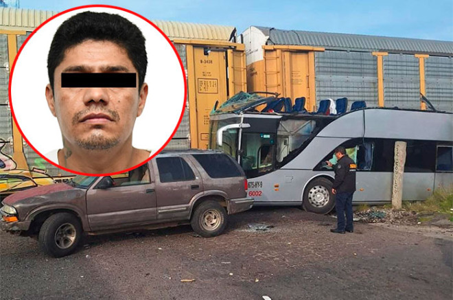 Video: Ingresan a penal a chofer que provocó muerte de 10 personas al chocar con tren en Atlacomulco