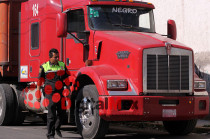 En su pronunciamiento, la empresa lamentó el suceso y advirtió sobre el impacto negativo en la industria minera y en los ingresos del país.