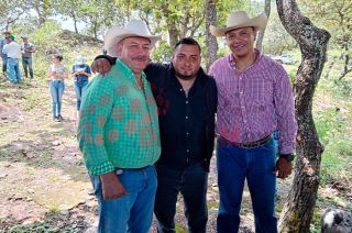 Plantación de 2 mil arbolitos en la Sierra de Nanchititla