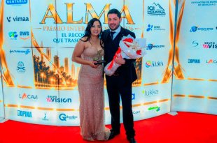 Valeria Cruz Olvera, presidenta municipal de Aculco, recibió el Premio Internacional ALMA 2026 en la categoría Promotora del Desarrollo Social.