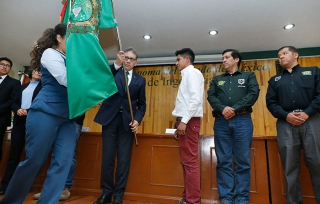 Abanderó Alfredo Barrera a equipos UAEM  que participarán en certámenes internacionales