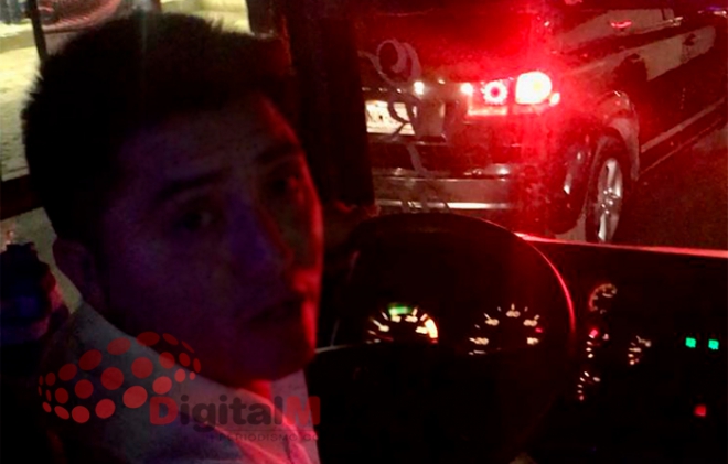 #Video: “Estás mal de tu cabeza”, dice chofer a mujer por no pagar 12 pesos, en #Toluca