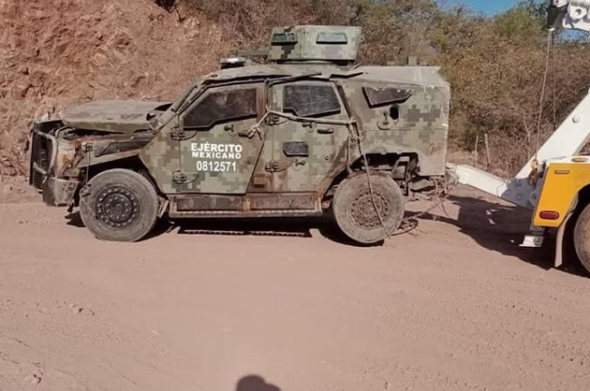 De acuerdo con fuentes oficiales, el operativo formaba parte de una acción para desmantelar un centro de operaciones del Cártel Jalisco Nueva Generación (CJNG) en Santa María del Oro, Jalisco.
