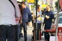 El hombre quedó tendido en uno de los puestos de comida, frente al Ministerio Público.