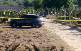 Abandonan cadáver en un auto en San Martín de las Pirámides