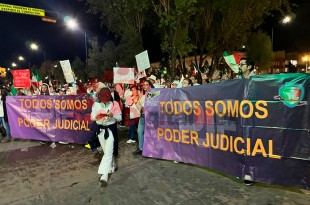 Estudiantes de la UAEMéx protestan contra reforma judicial