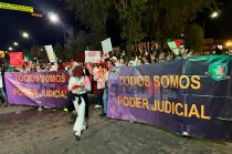 Estudiantes de la UAEMéx protestan contra reforma judicial